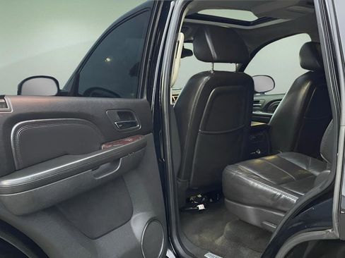 Used 2007 GMC Yukon Denali image 14