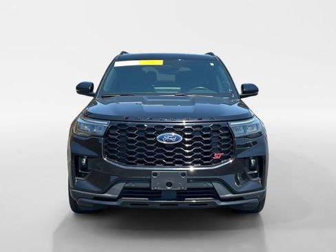 Used 2025 Ford Explorer ST w/ Sun And Sound Package AWD/4WD image 9