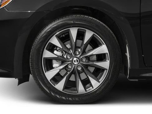 Used 2017 Nissan Sentra SR Turbo w/ SR Turbo Premium Package FWD image 14