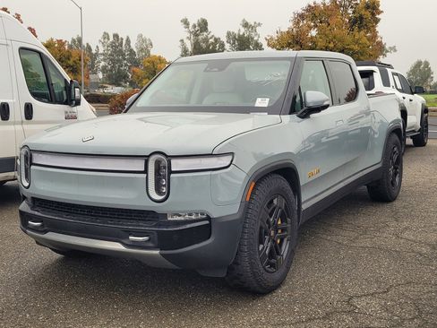 Used 2023 Rivian R1T Adventure image 2