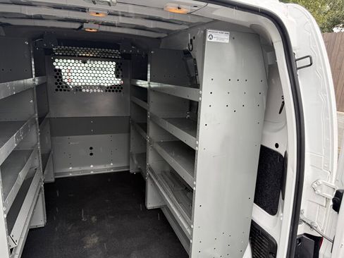 Used 2020 Nissan NV200 SV image 5