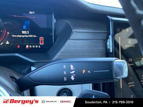 Certified 2025 GMC Acadia Denali w/ Super Cruise Package AWD/4WD image 19