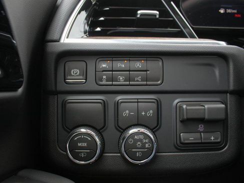 New 2026 Chevrolet Tahoe High Country image 14