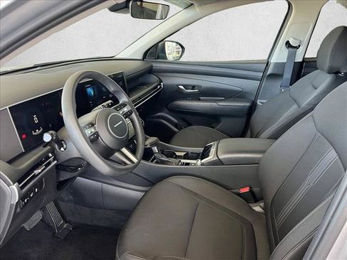 Used 2025 Hyundai Tucson SEL FWD image 10