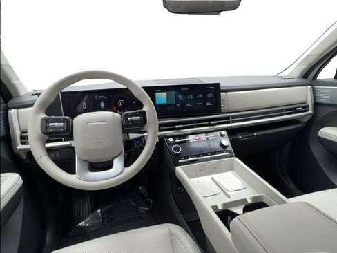 Used 2026 Hyundai Santa Fe SEL FWD image 35