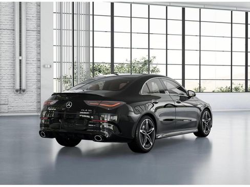 New 2026 Mercedes-Benz CLA 35 AMG 4MATIC image 22