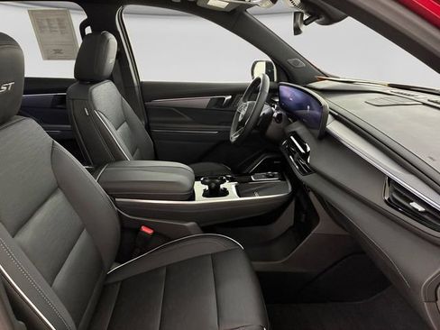 Used 2025 Buick Enclave Sport Touring w/ Super Cruise Package image 14