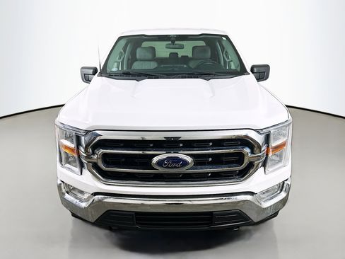 Used 2021 Ford F150 XLT image 2