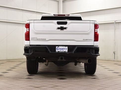 Used 2024 Chevrolet Silverado 2500 Custom w/ Custom Value Package image 7