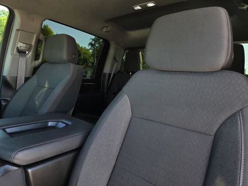 Used 2025 GMC Sierra 2500 SLE w/ SLE Value Package; AWD/4WD image 27