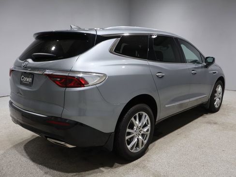 Used 2023 Buick Enclave Essence w/ Experience Buick Package image 2