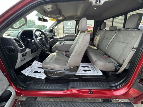 Used 2015 Ford F150 XLT w/ Equipment Group 302A Luxury AWD/4WD image 11