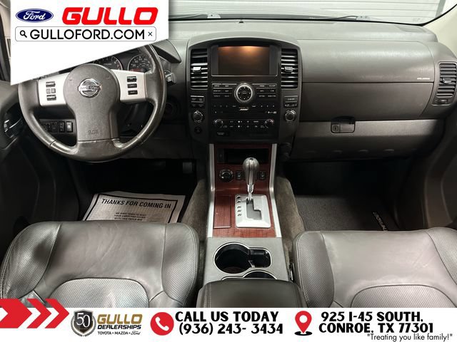 Used 2011 Nissan Pathfinder LE w/ Navigation Pkg AWD/4WD image 11