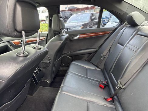 Used 2011 Mercedes-Benz C 300 Sedan image 27