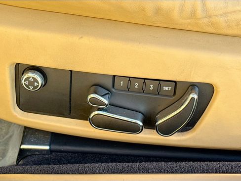 Used 2011 Bentley Continental GTC image 22