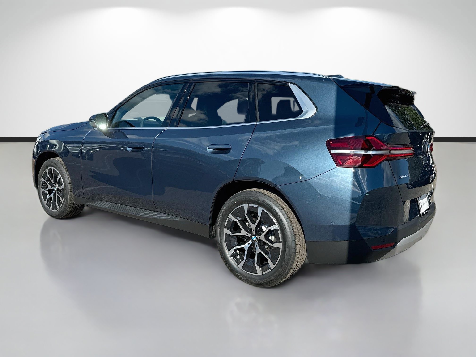Used 2026 BMW X3 xDrive30i w/ Convenience Package AWD/4WD image 5