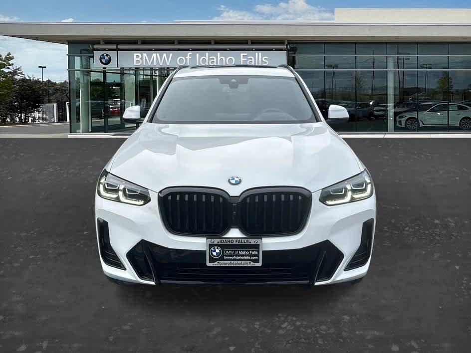Used 2024 BMW X3 xDrive30i w/ Premium Package AWD/4WD image 2
