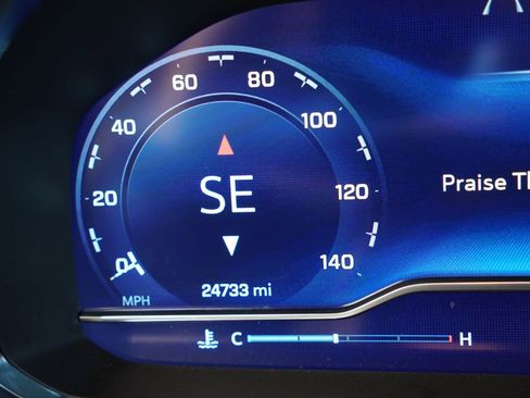 Certified 2024 Chevrolet Suburban High Country image 42