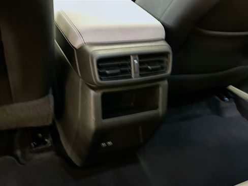 Used 2025 Honda Prologue EX image 28