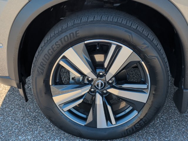Certified 2023 Nissan Rogue SL w/ SL Premium Package AWD/4WD image 10