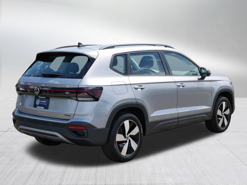 Certified 2025 Volkswagen Taos S AWD/4WD image 7