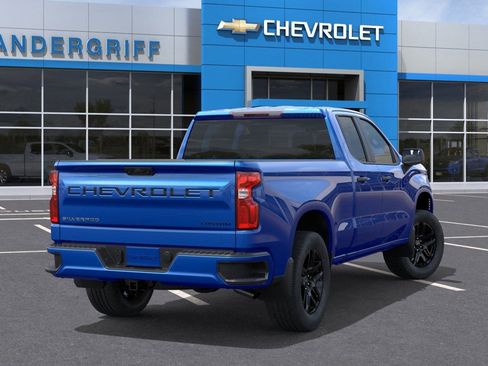 New 2026 Chevrolet Silverado 1500 Custom w/ LPO, Dark Essentials Package image 4