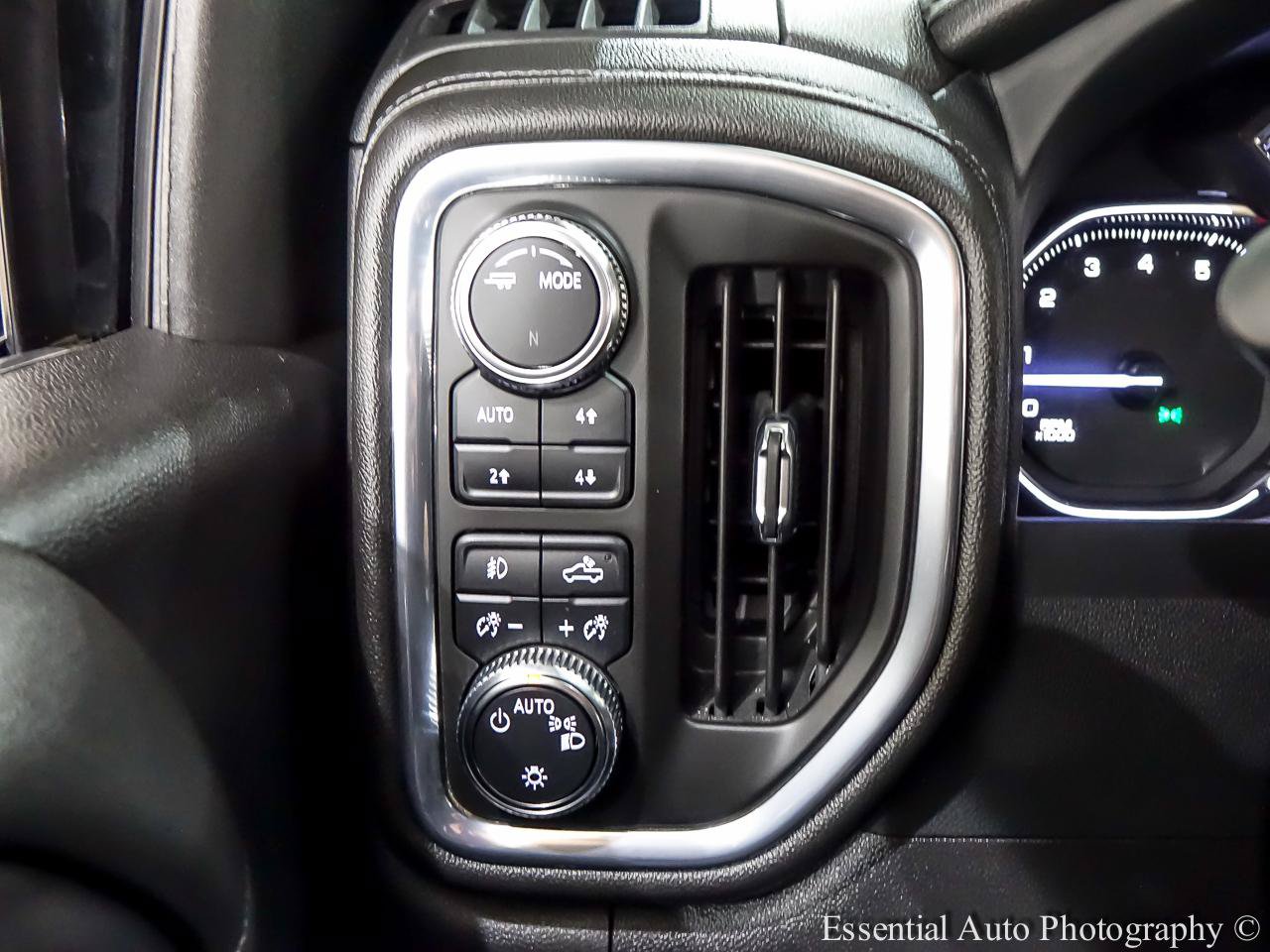 Used 2022 GMC Sierra 1500 Elevation w/ X31 Off-Road Package AWD/4WD image 25