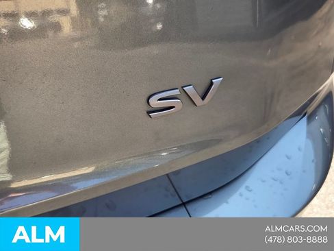 Used 2024 Nissan Rogue SV FWD image 12