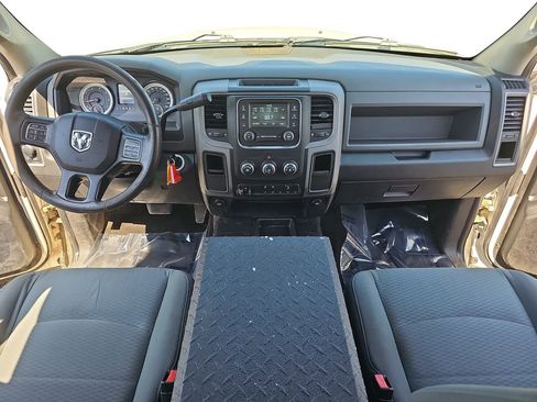 Used 2017 RAM 2500 Tradesman w/ Chrome Appearance Group AWD/4WD image 9