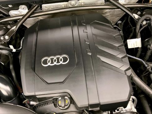 Used 2022 Audi Q5 2.0T Premium w/ Convenience Package AWD/4WD image 31