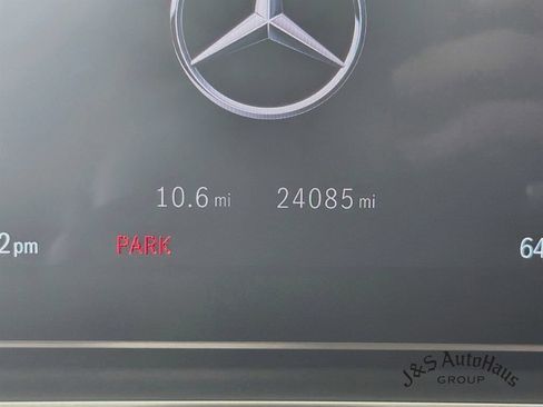 Used 2024 Mercedes-Benz GLE 350 4MATIC image 15