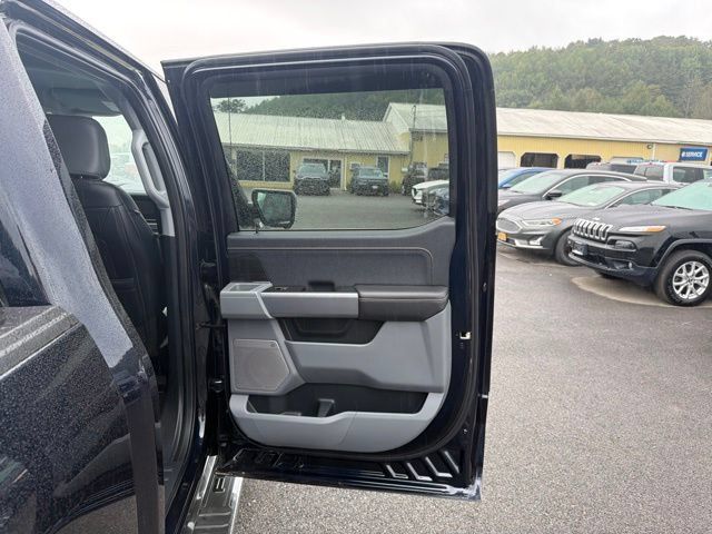 Used 2025 Ford F150 Lariat w/ Equipment Group 501A Mid AWD/4WD image 40