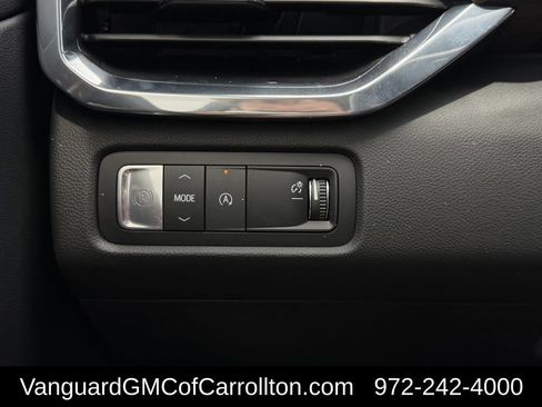 New 2026 GMC Acadia Denali w/ Super Cruise Package FWD image 22