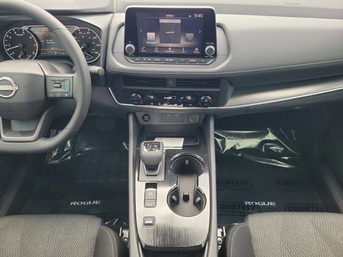 New 2026 Nissan Rogue SV image 18