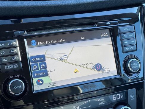 Used 2018 Nissan Rogue Sport SL image 22