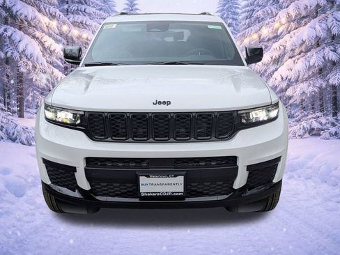 New 2025 Jeep Grand Cherokee L Altitude image 8