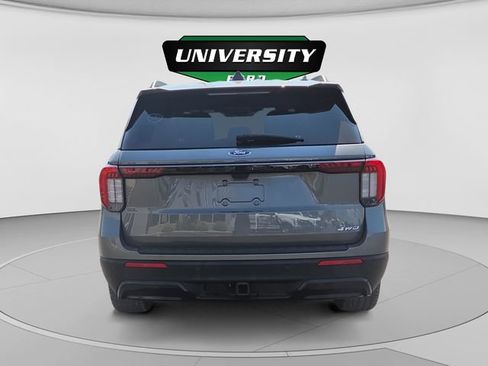 Used 2025 Ford Explorer ST-Line w/ ST-Line Street Pack AWD/4WD image 4