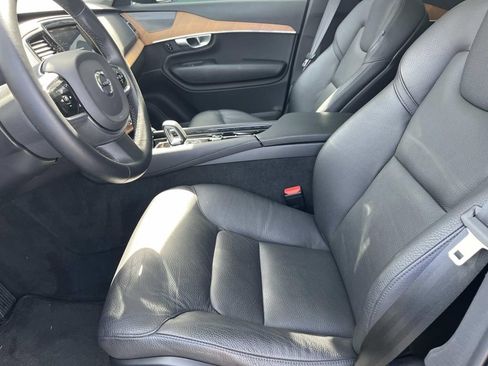 Certified 2023 Volvo XC90 B6 Plus w/ Protection Package Premier AWD/4WD image 28