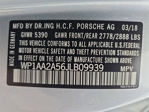 Used 2018 Porsche Macan image 52