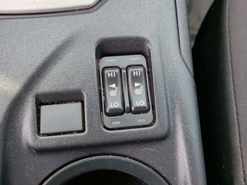 Used 2019 Subaru Impreza 2.0i Premium image 28