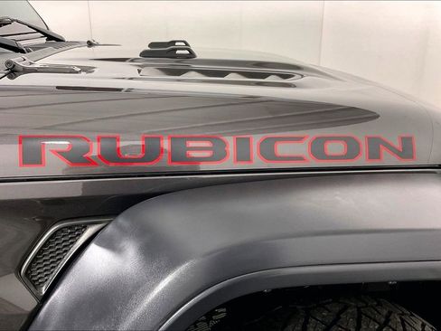 Used 2018 Jeep Wrangler Unlimited Rubicon AWD/4WD image 41