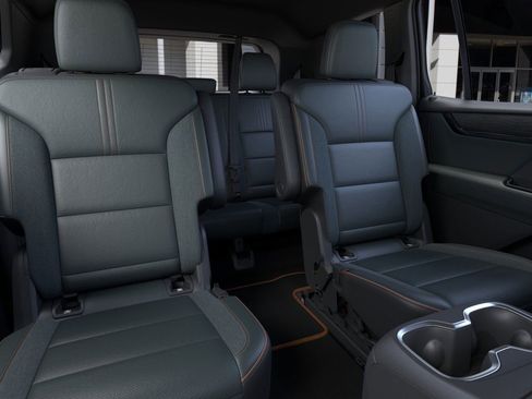 New 2026 GMC Acadia AT4 image 18