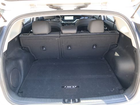 Used 2021 Kia Niro EX Premium FWD image 34