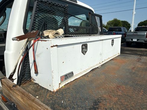 Used 2004 Ford F350 XL AWD/4WD image 26