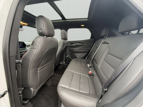 Certified 2025 Chevrolet TrailBlazer RS w/ Convenience Package image 8