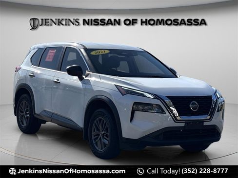 Certified 2021 Nissan Rogue S image 1