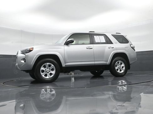 Used 2024 Toyota 4Runner SR5 image 60