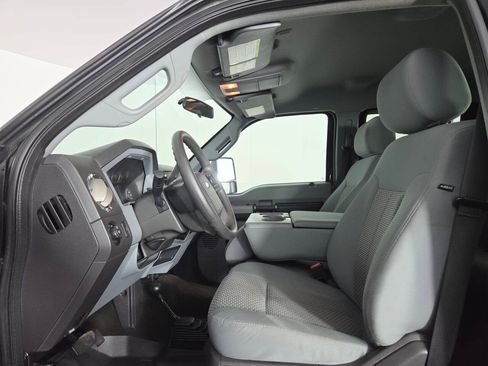 Used 2015 Ford F250 XLT AWD/4WD image 22