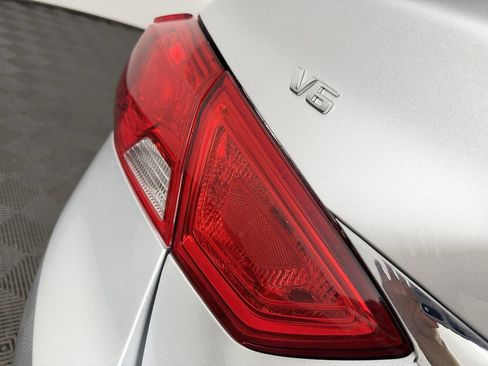 Used 2018 Chevrolet Impala Premier image 12