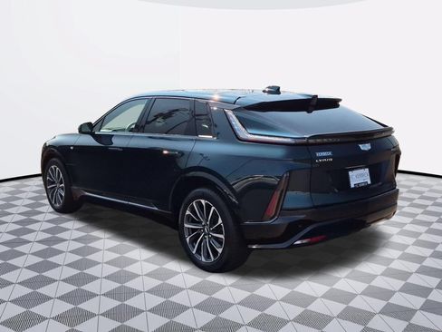 Used 2024 Cadillac Lyriq Sport RWD image 5